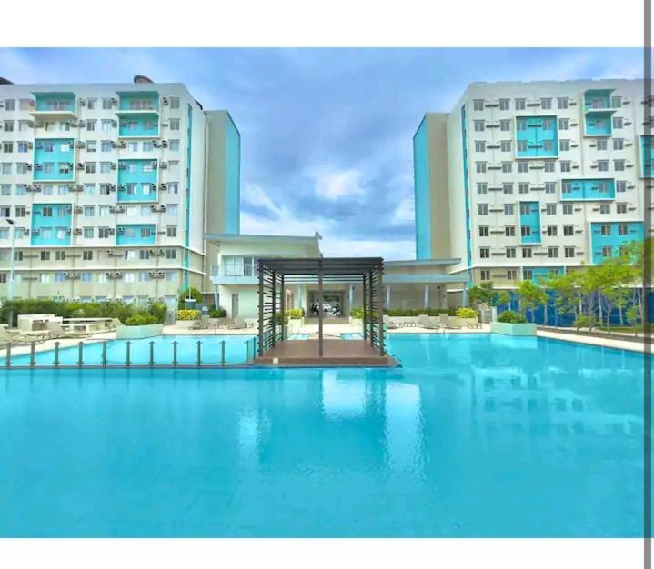 Condotel Dc Marina Spatial Felinvest Dumaguete City Екстер'єр фото