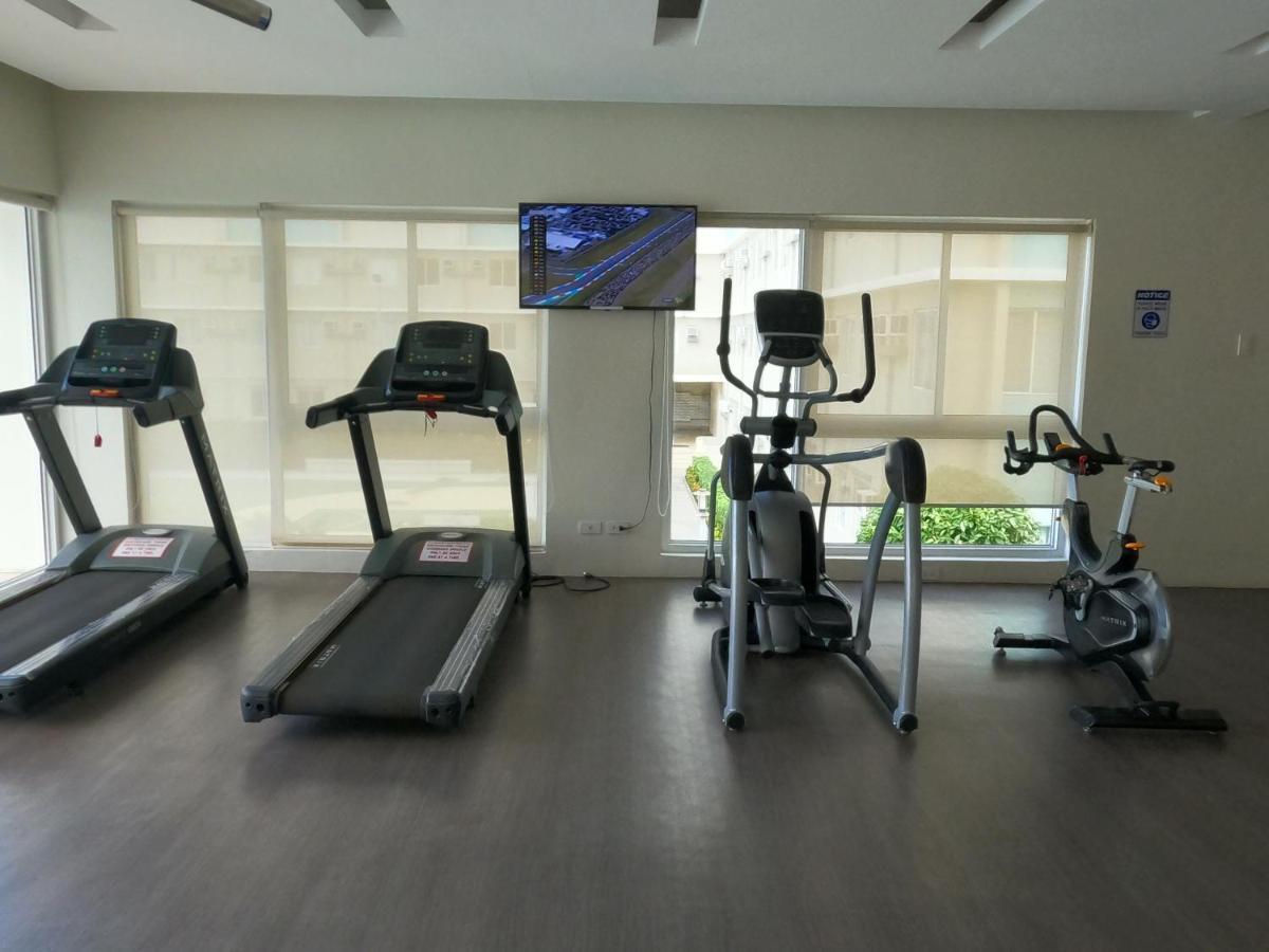 Condotel Dc Marina Spatial Felinvest Dumaguete City Екстер'єр фото