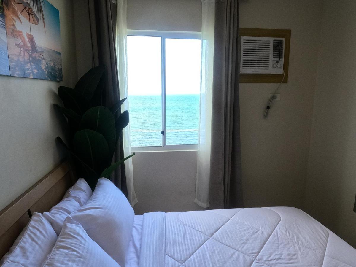 Condotel Dc Marina Spatial Felinvest Dumaguete City Екстер'єр фото