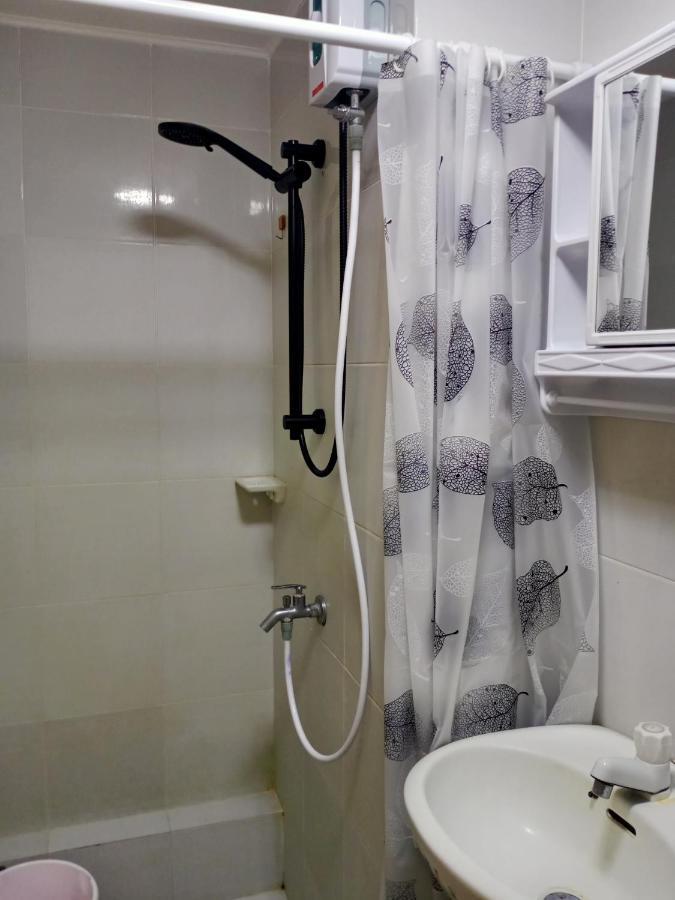 Condotel Dc Marina Spatial Felinvest Dumaguete City Екстер'єр фото