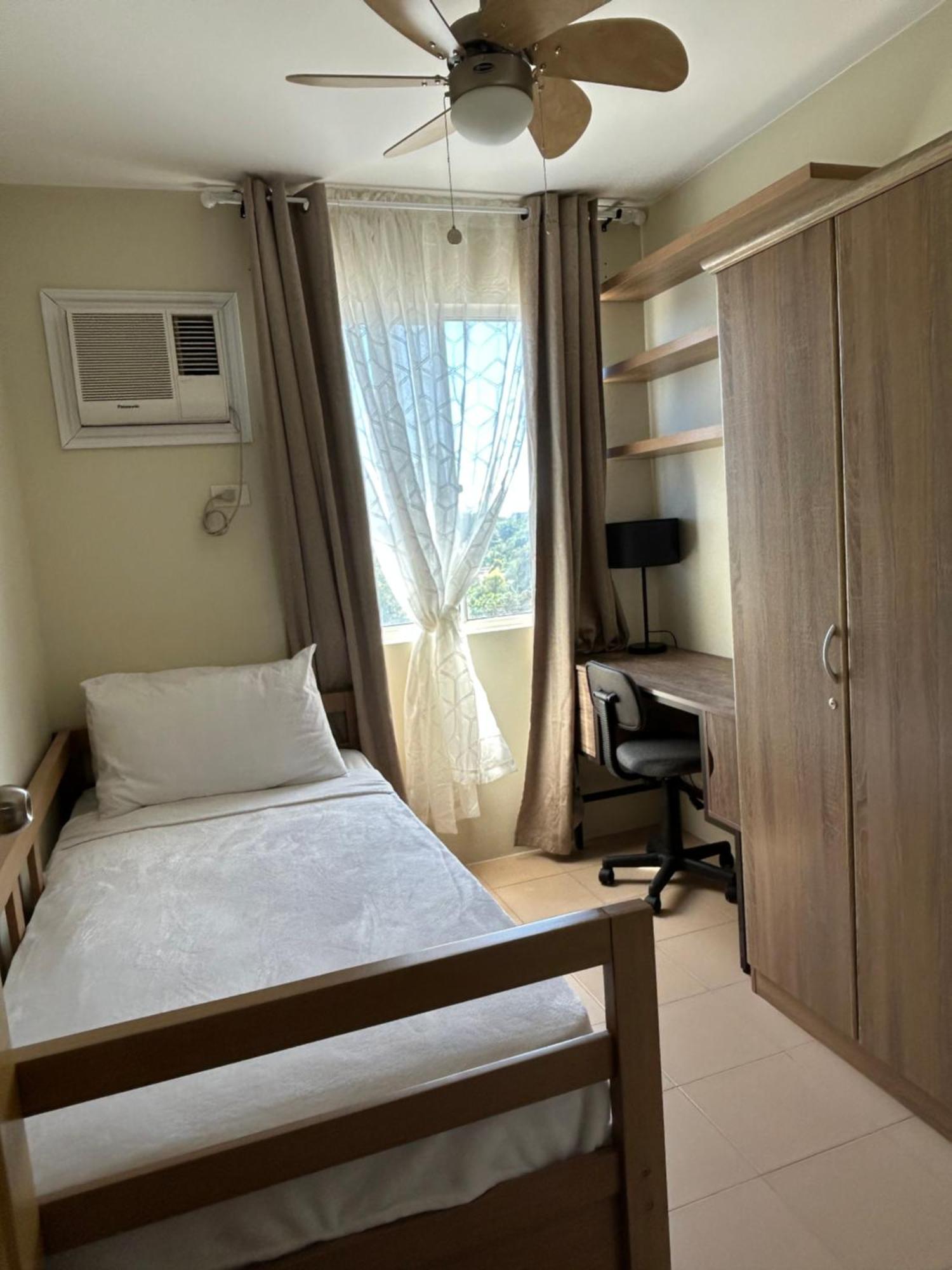Condotel Dc Marina Spatial Felinvest Dumaguete City Екстер'єр фото