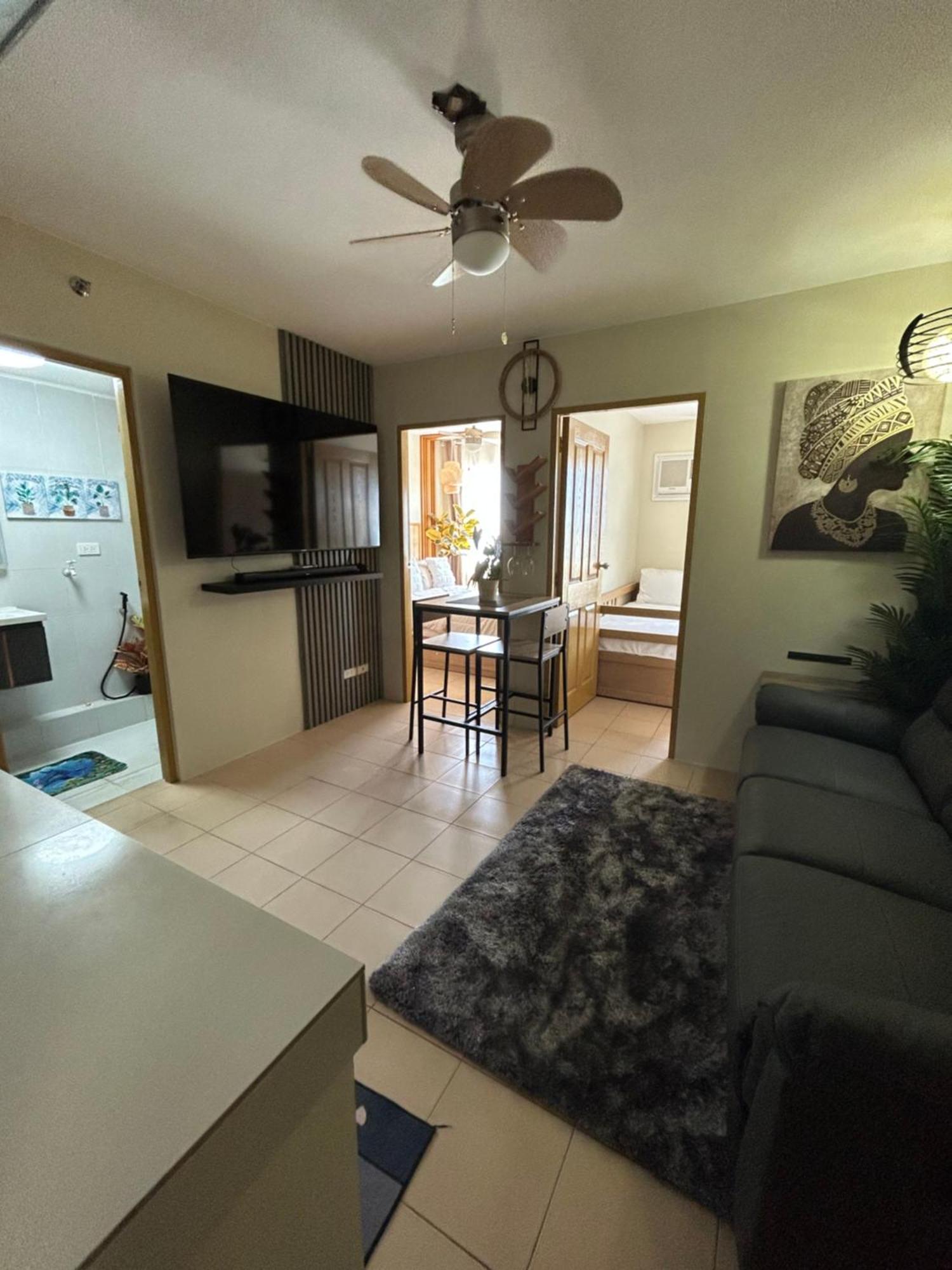 Condotel Dc Marina Spatial Felinvest Dumaguete City Екстер'єр фото